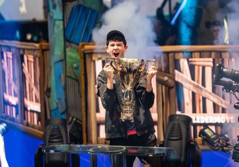 Bugha vô địch Fortnite World Cup năm 2019
